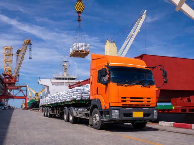 Bulk industrial cargo transport