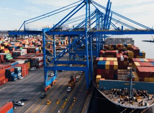 Major export port gateway